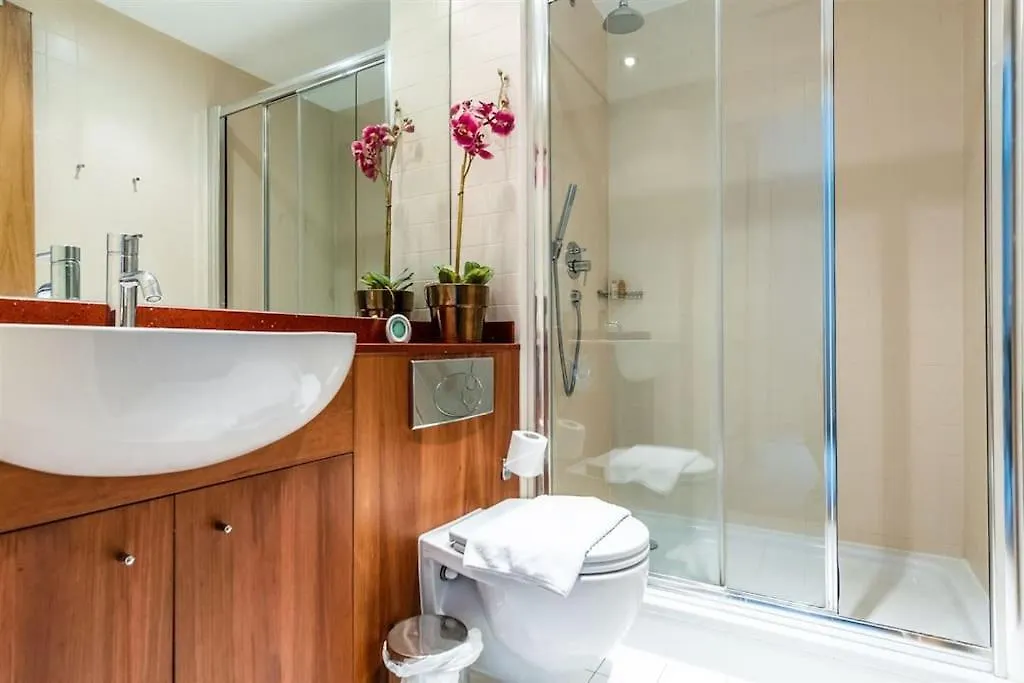 Grand Canal 2 Bedroom Flat Dublin 0*,